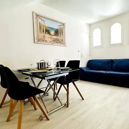 Nuits De Boheme Entre Et Yourhosthelper Apartament Lattes